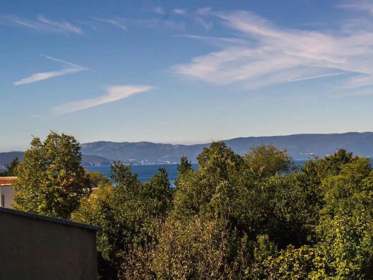 Apartment In Njivice - Insel Krk 42232